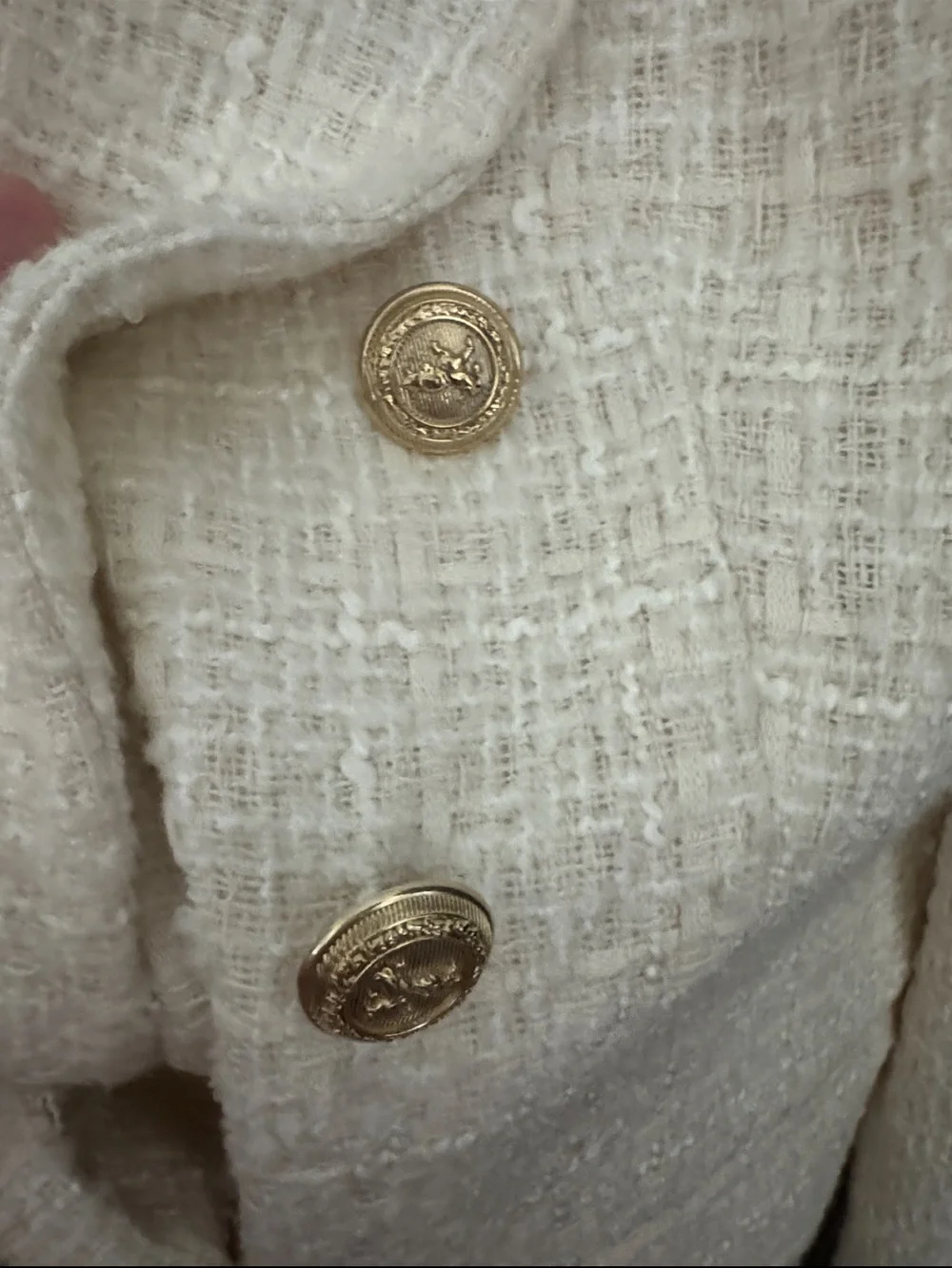 Zara Textured Cream Double-Breasted Blazer with Gold Buttons – XL - Picture 3 of 9